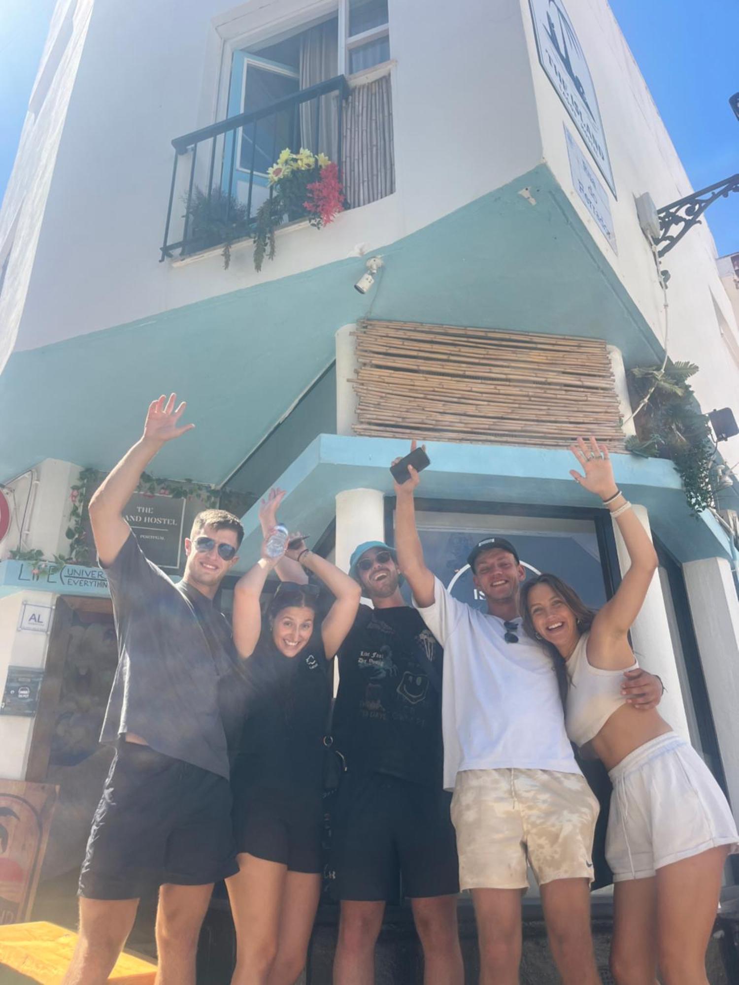Hostel The Island & Cafe Lagos